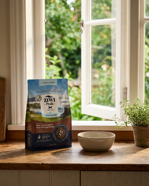 ZIWI Peak New Zealand Green Pasture Raw Beef and Southern Blue Whiting Recipe 