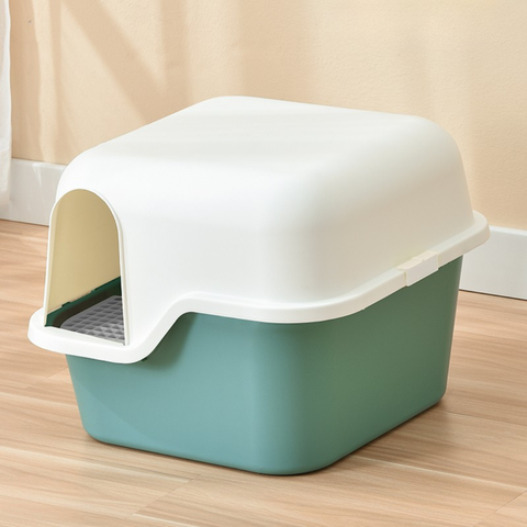 Green variant of PAKEWAY Candy Cat Enclosed Litter Tray - Pets Villa. 