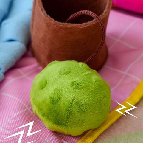 Close up of the ball of ZEZE Enjoy It Bath Snuffle Pet Mat - Pets Villa. 