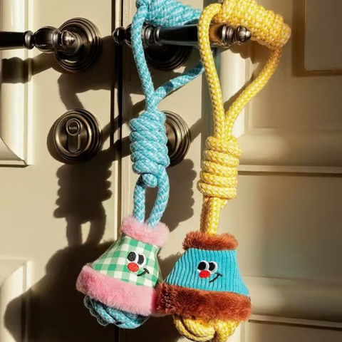 Product image of ZEZE Handheld Lantern Knot Dog Toy - Pets Villa. 