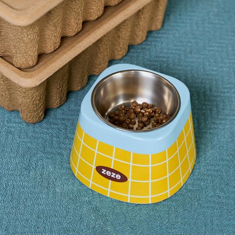 Image of ZEZE Retro Stainless Steel Pet Bowl - Pets Villa. 