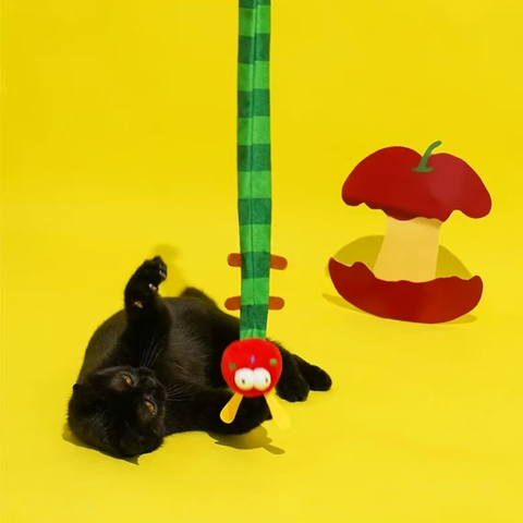 Product image of ZEZE Worm Cat Wand - Pets Villa. 