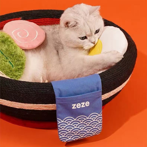 Product image of ZEZE Yummy Ramen Bowl Cat Scratcher and Bed - Pets Villa. 